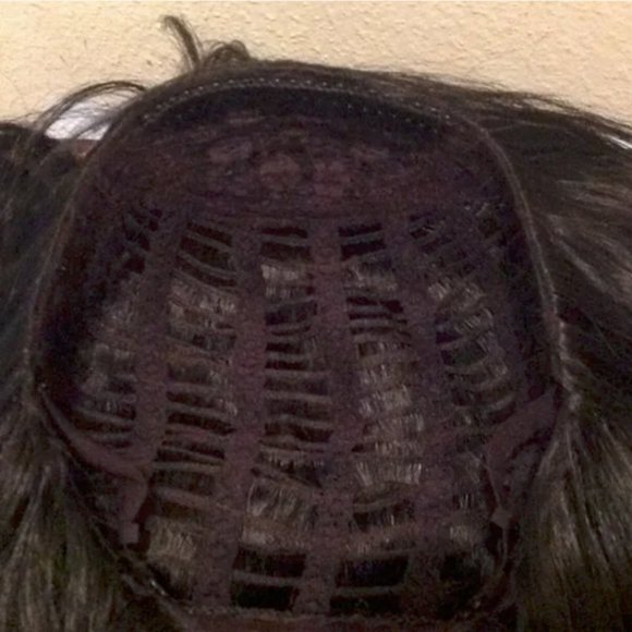 Outre' Quick Weave Black Synthetic Long Wig - Picture 5 of 9